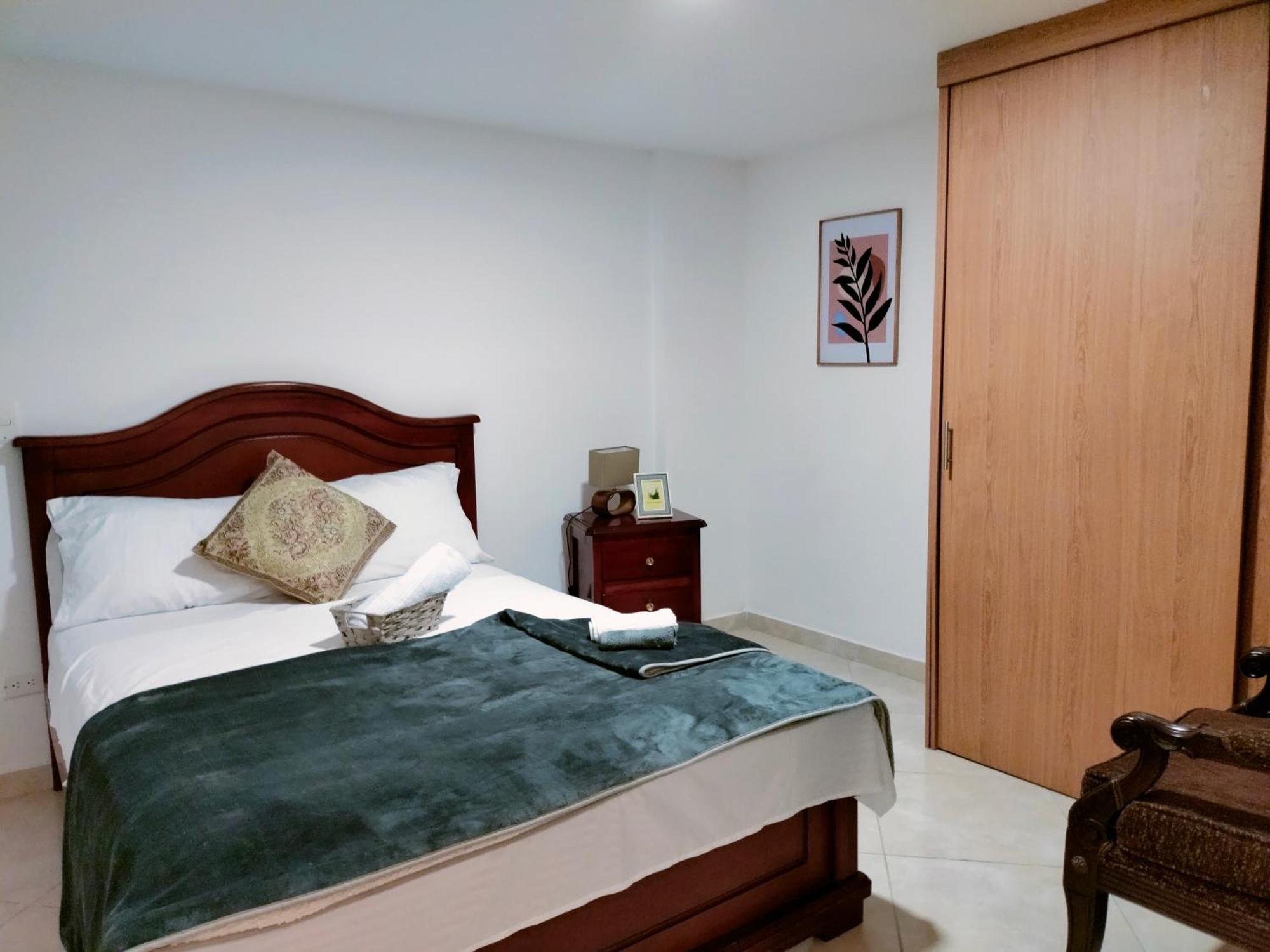 Apartamento En El Corazon De La Ciudad Con Impresionantes Vistas Urbanas Medellín