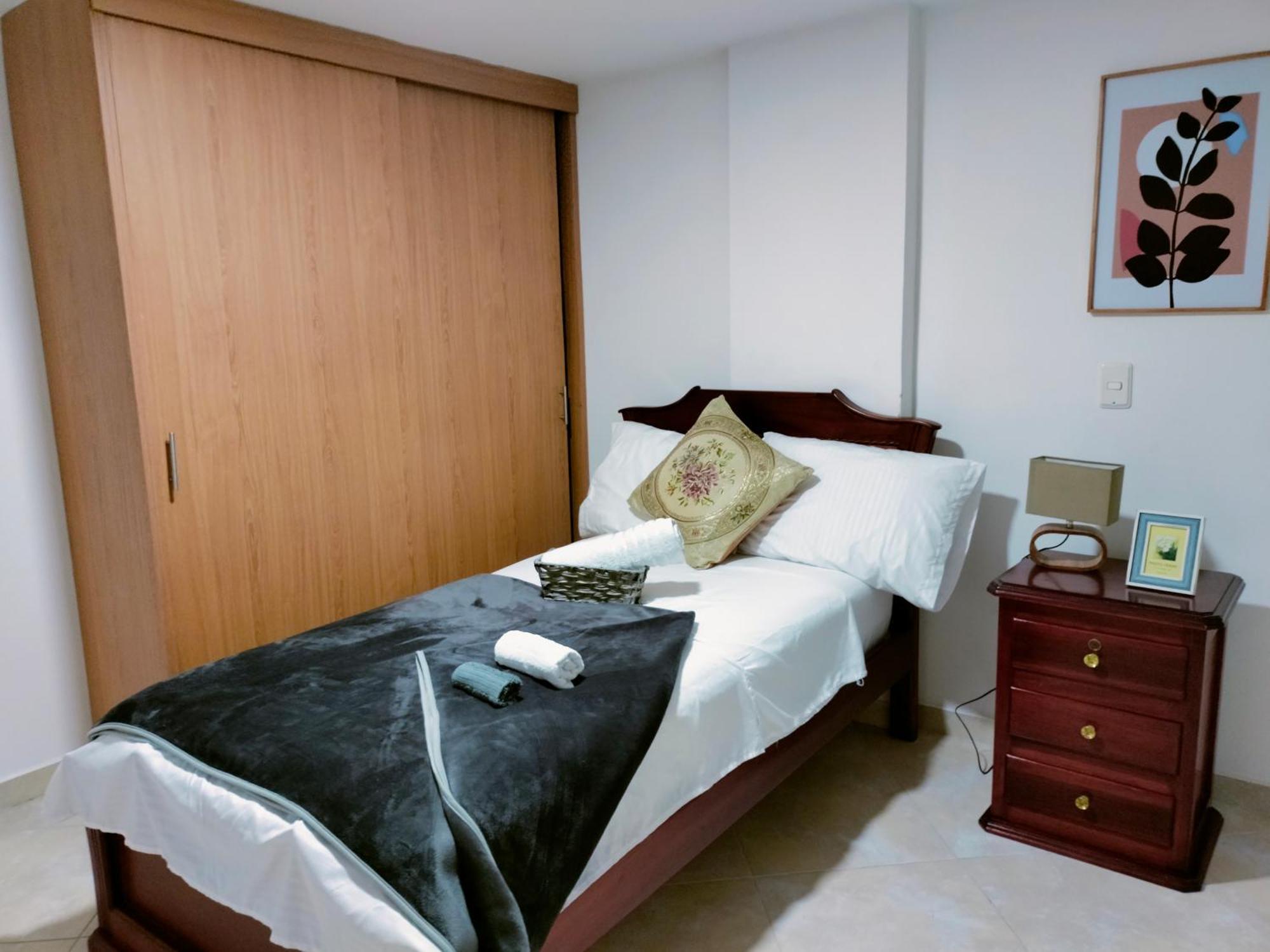 Apartamento En El Corazon De La Ciudad Con Impresionantes Vistas Urbanas Medellín