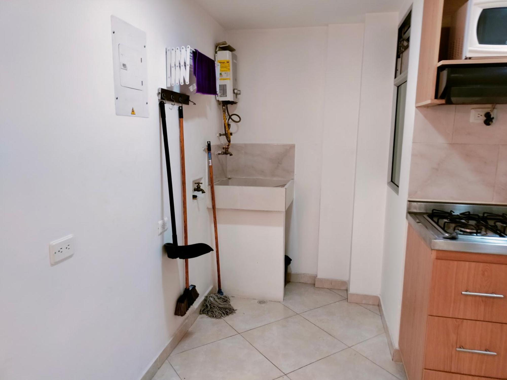 Apartamento En El Corazon De La Ciudad Con Impresionantes Vistas Urbanas Medellín