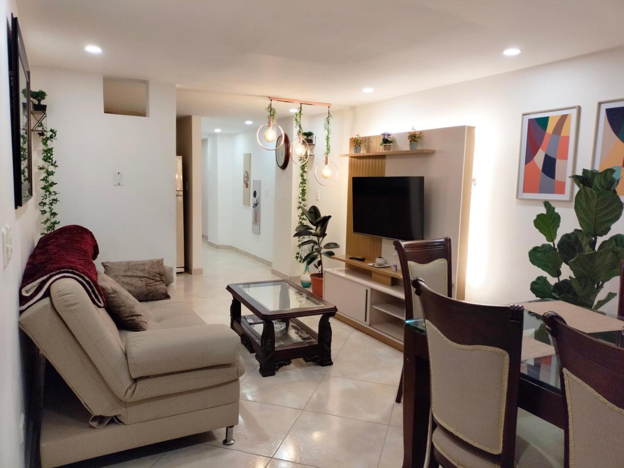 Apartamento En El Corazon De La Ciudad Con Impresionantes Vistas Urbanas