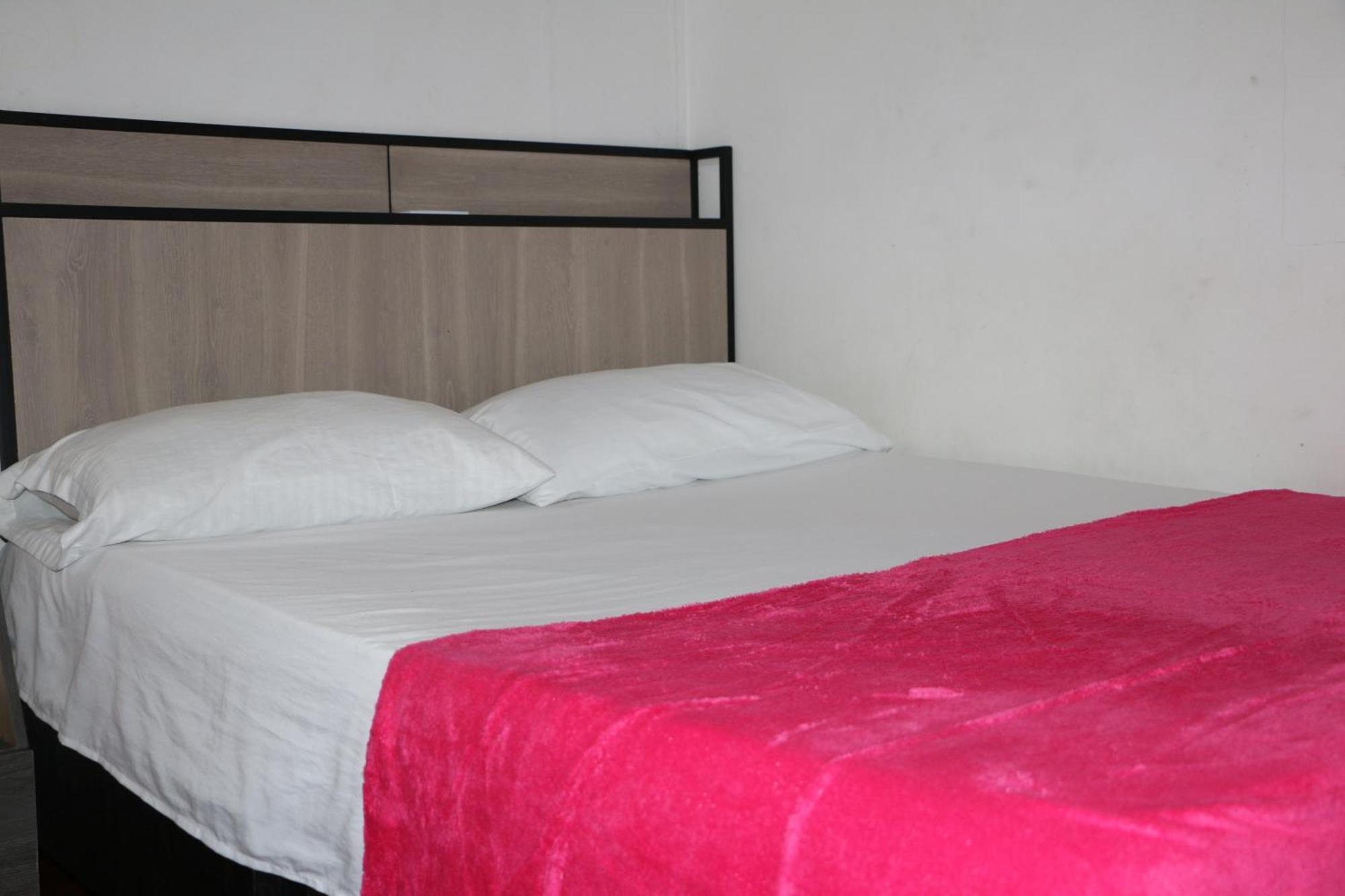 Apartamento Aparta Torre De Prado 305 *
