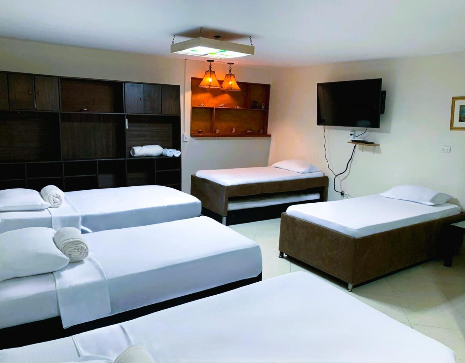 Estadio 70 Hostal *