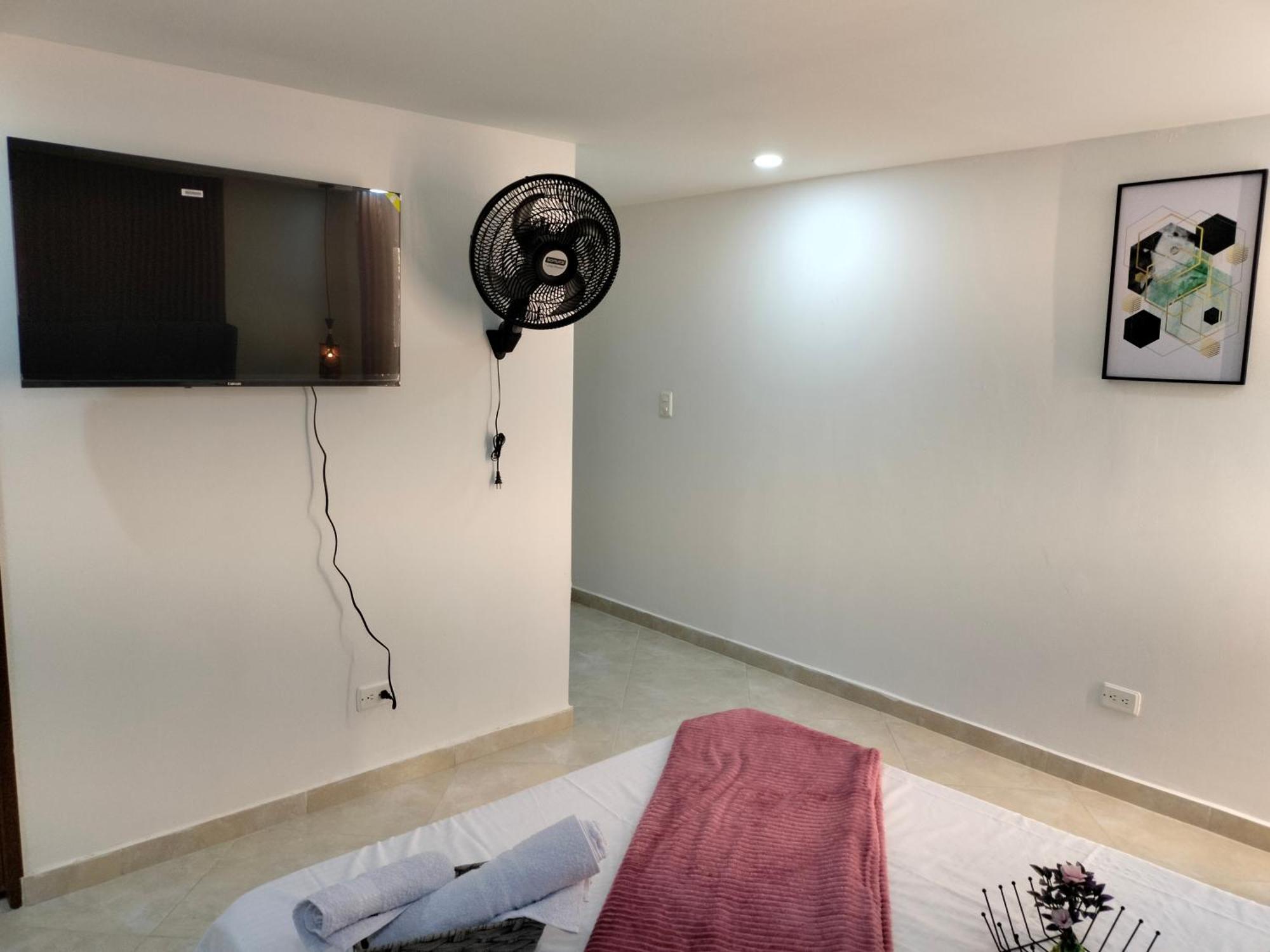 Moderno, 3hab, Elegante, La Mejor Ubicacion Medellin