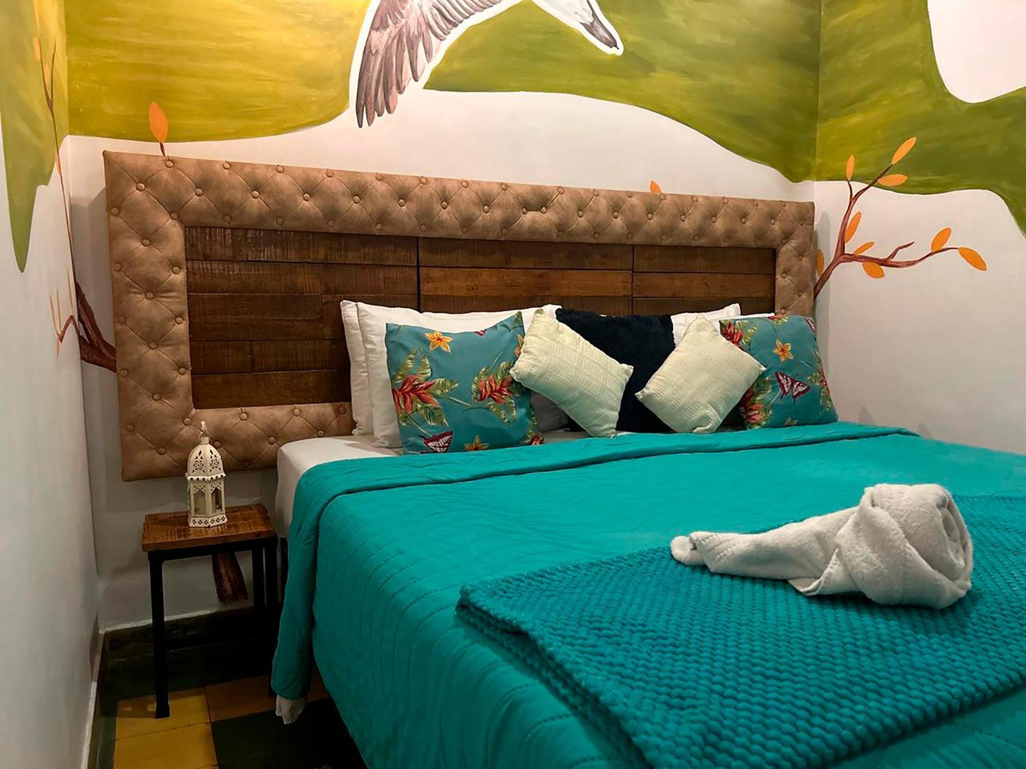 La 10 Hostal *