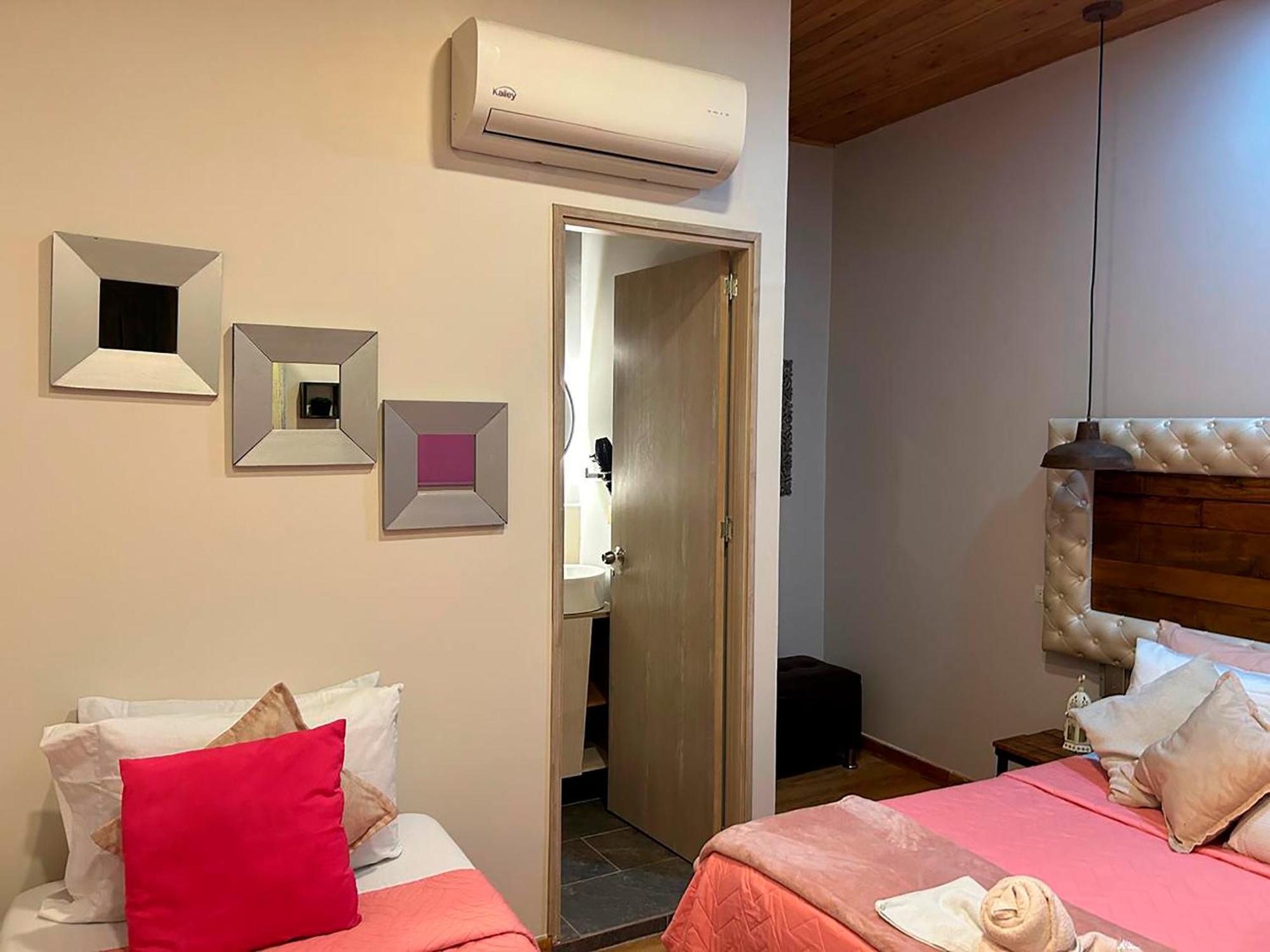 La 10 Hostal Medellín