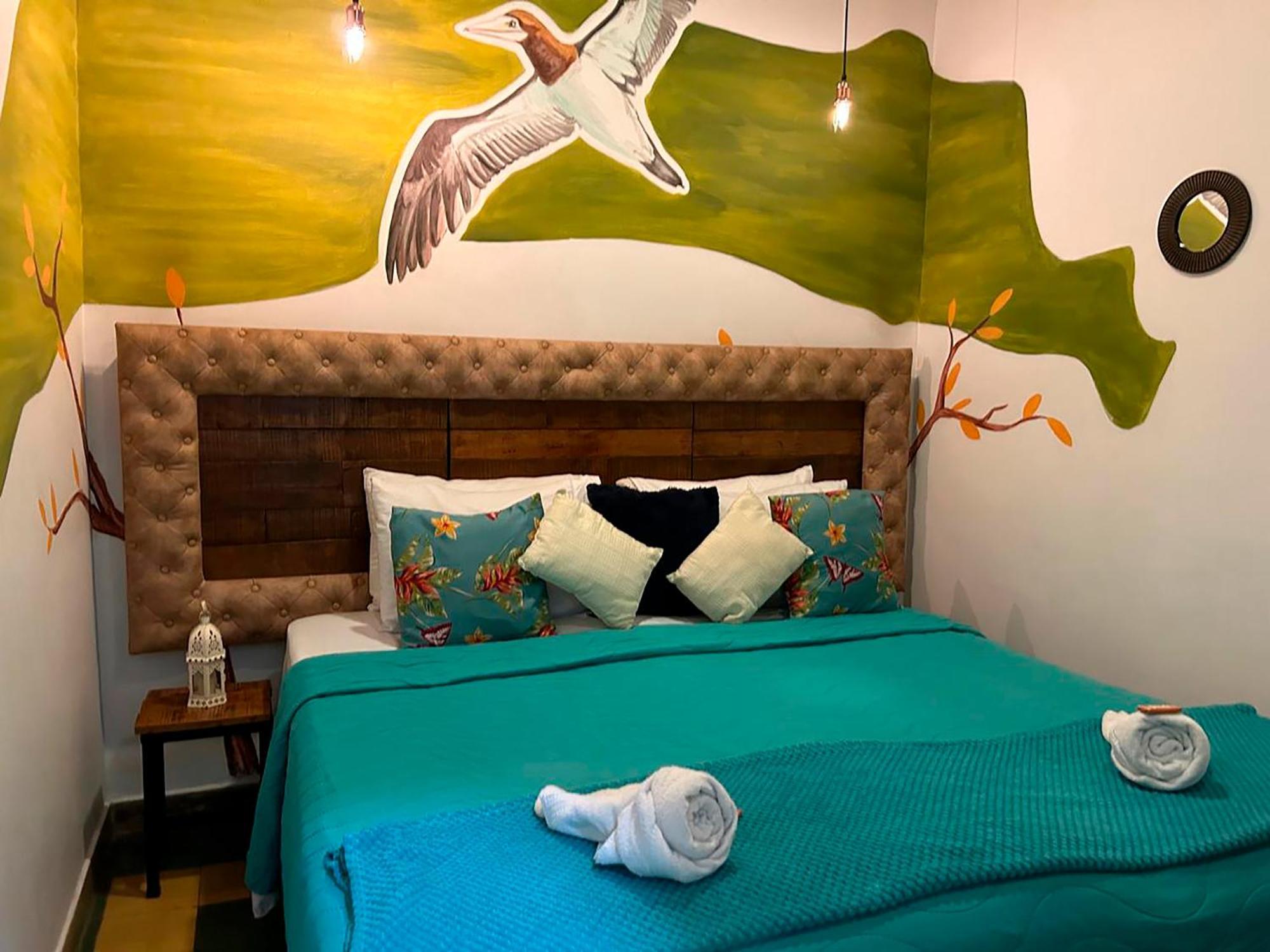 La 10 Hostal