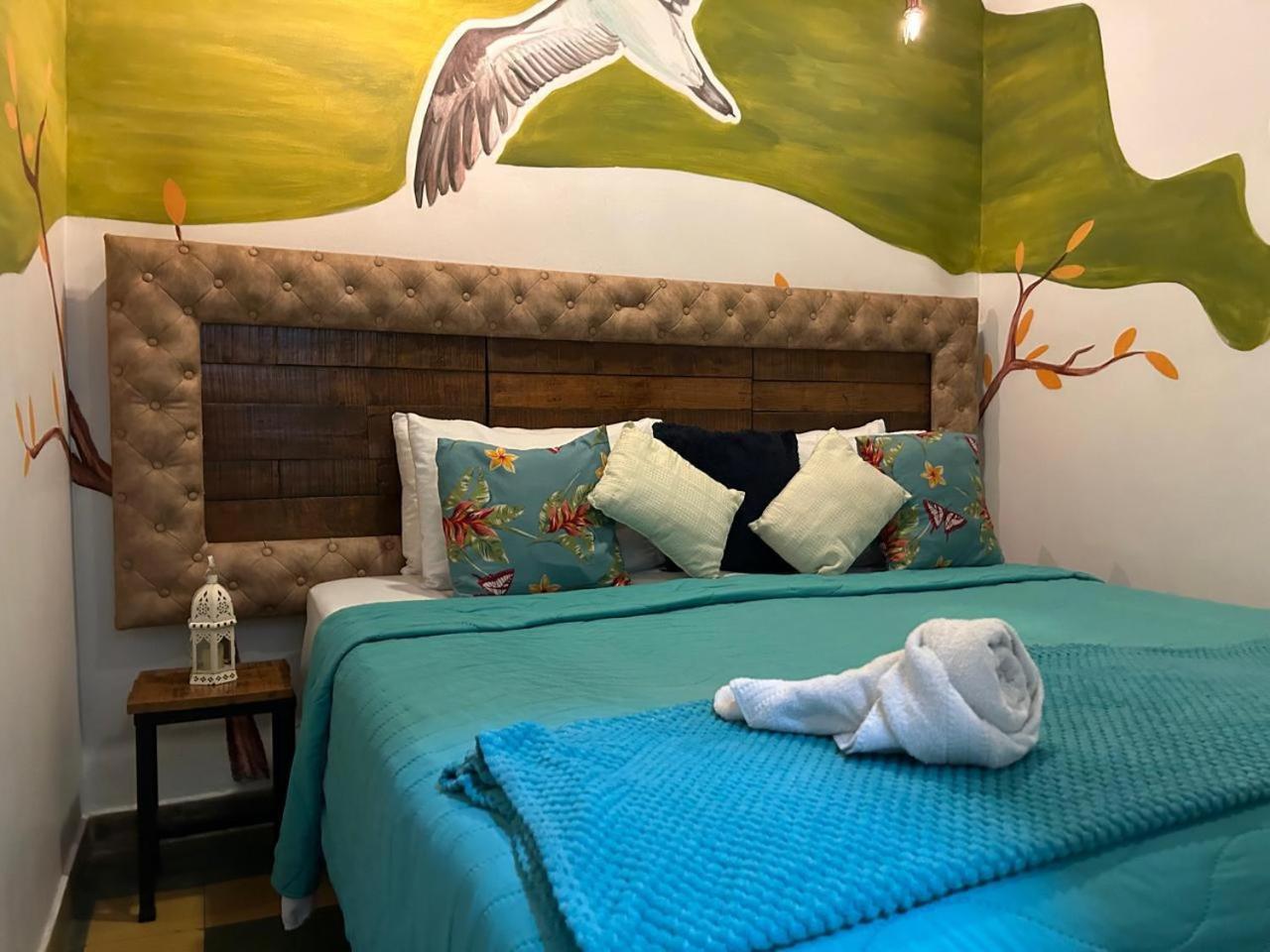 La 10 Hostal *