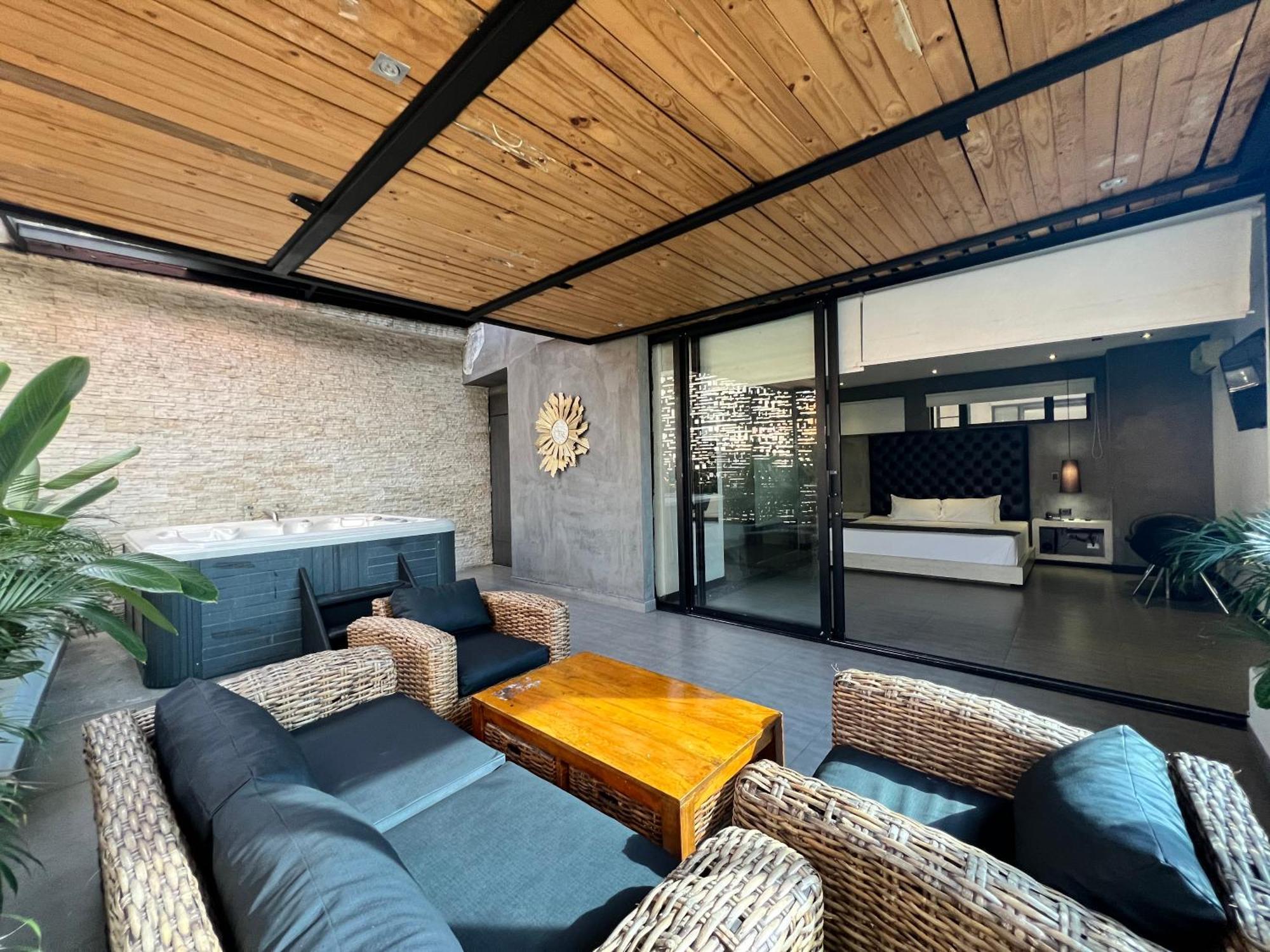 47 Center 3* Medellin