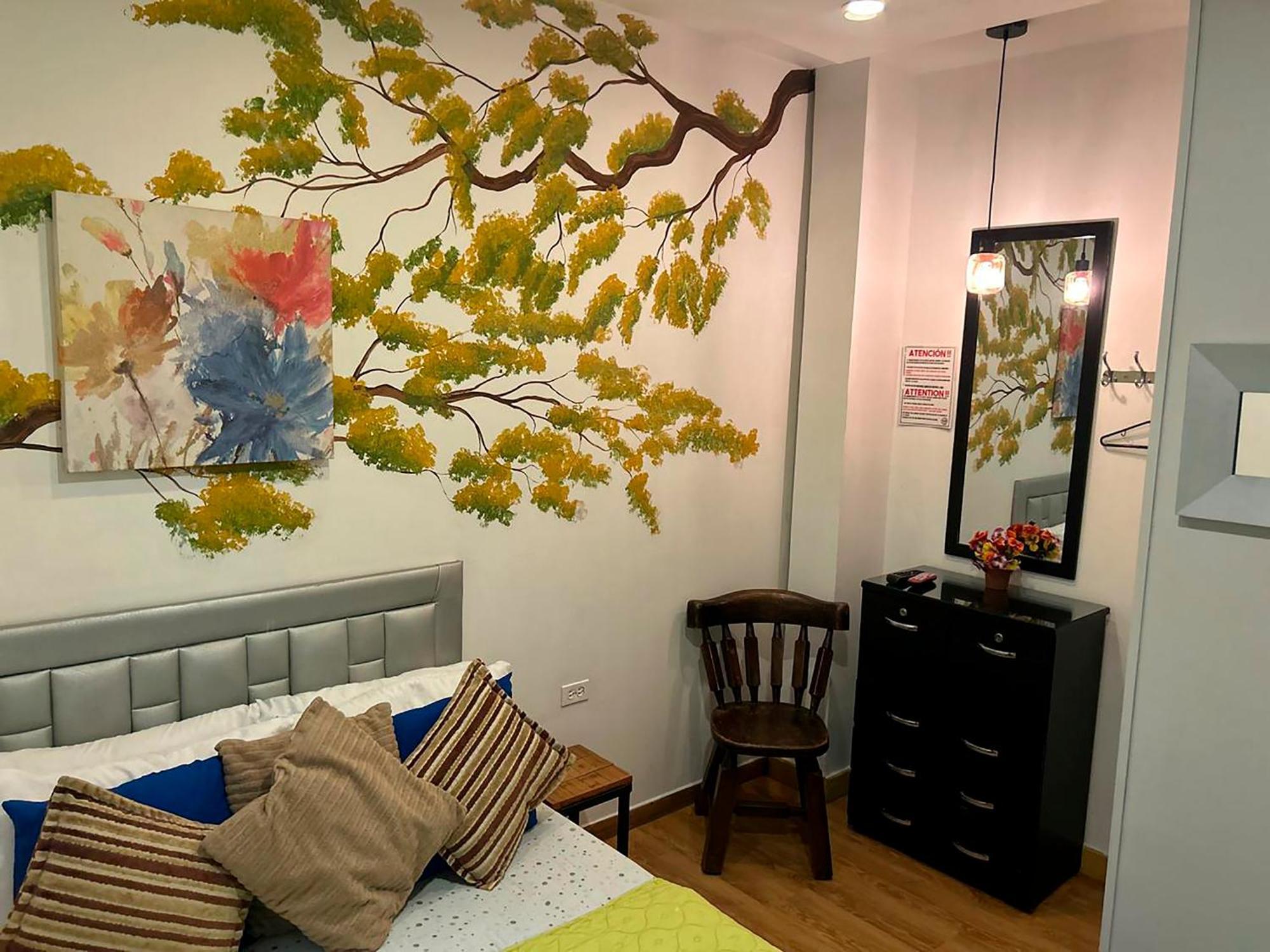 Hostal La 10 *