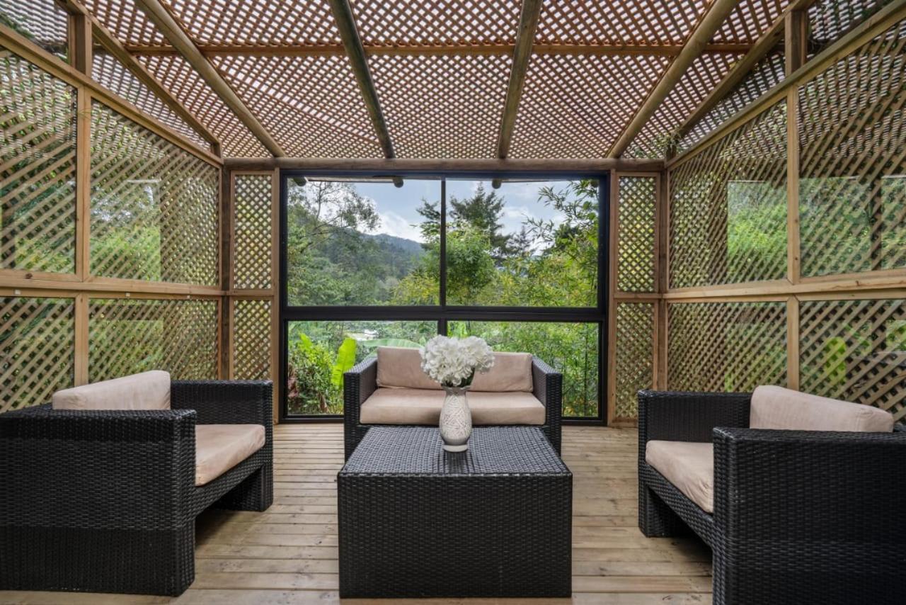 Casa Privada En El Poblado Despedidas De Soltero Fiesta Picsina Jacuzzi Villa Medellín
