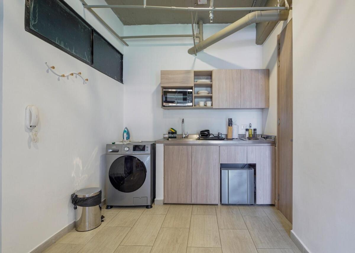 Cozy And Bright Loft In Laureles Apartamento