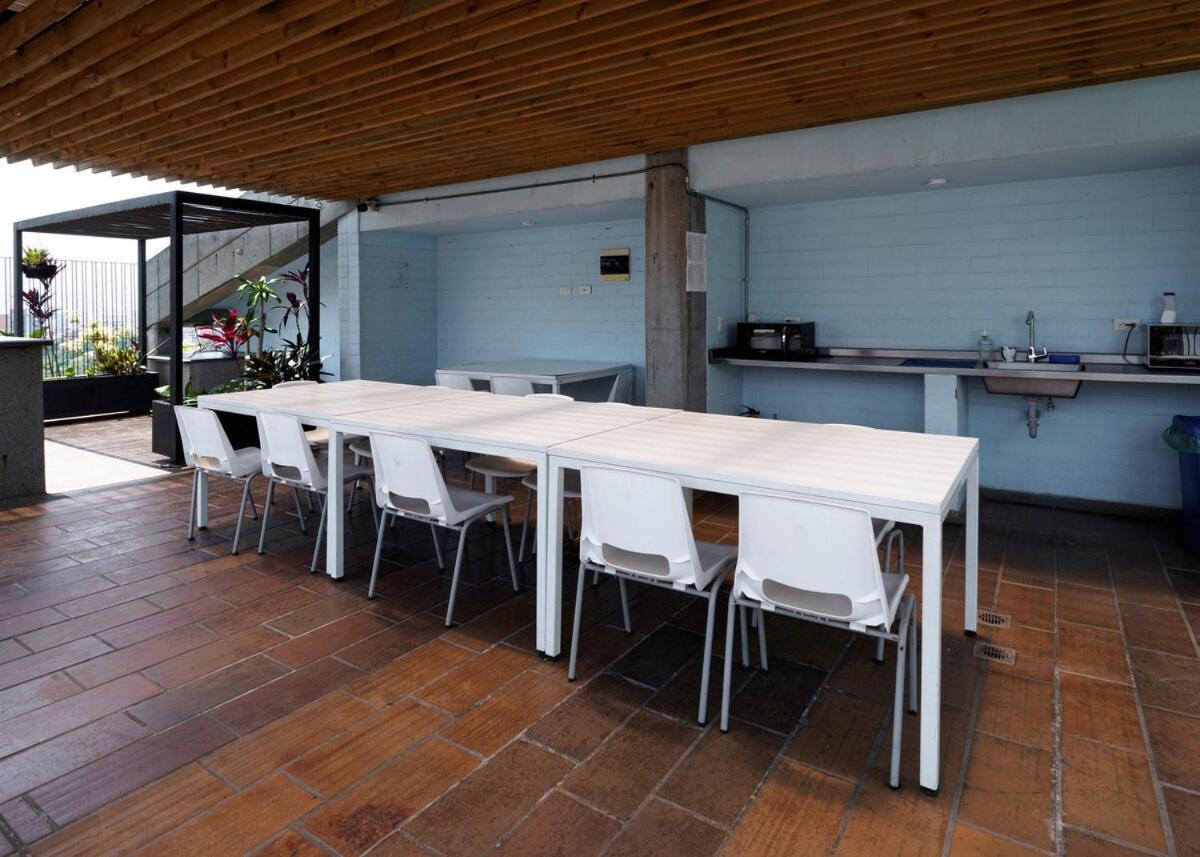 Cozy And Bright Loft In Laureles * Medellín
