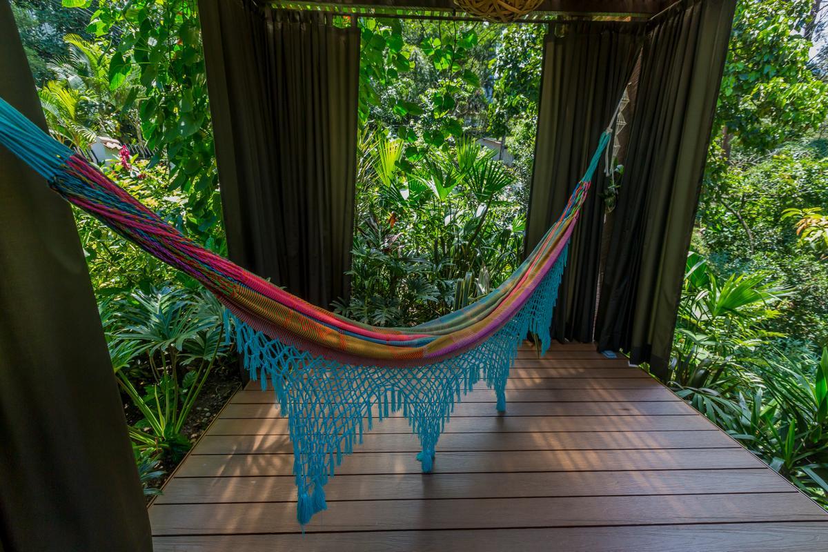 Patio Del Mundo