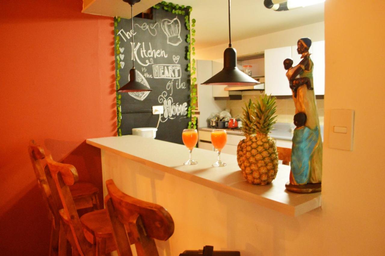 Africa House-casa Laureles-la70