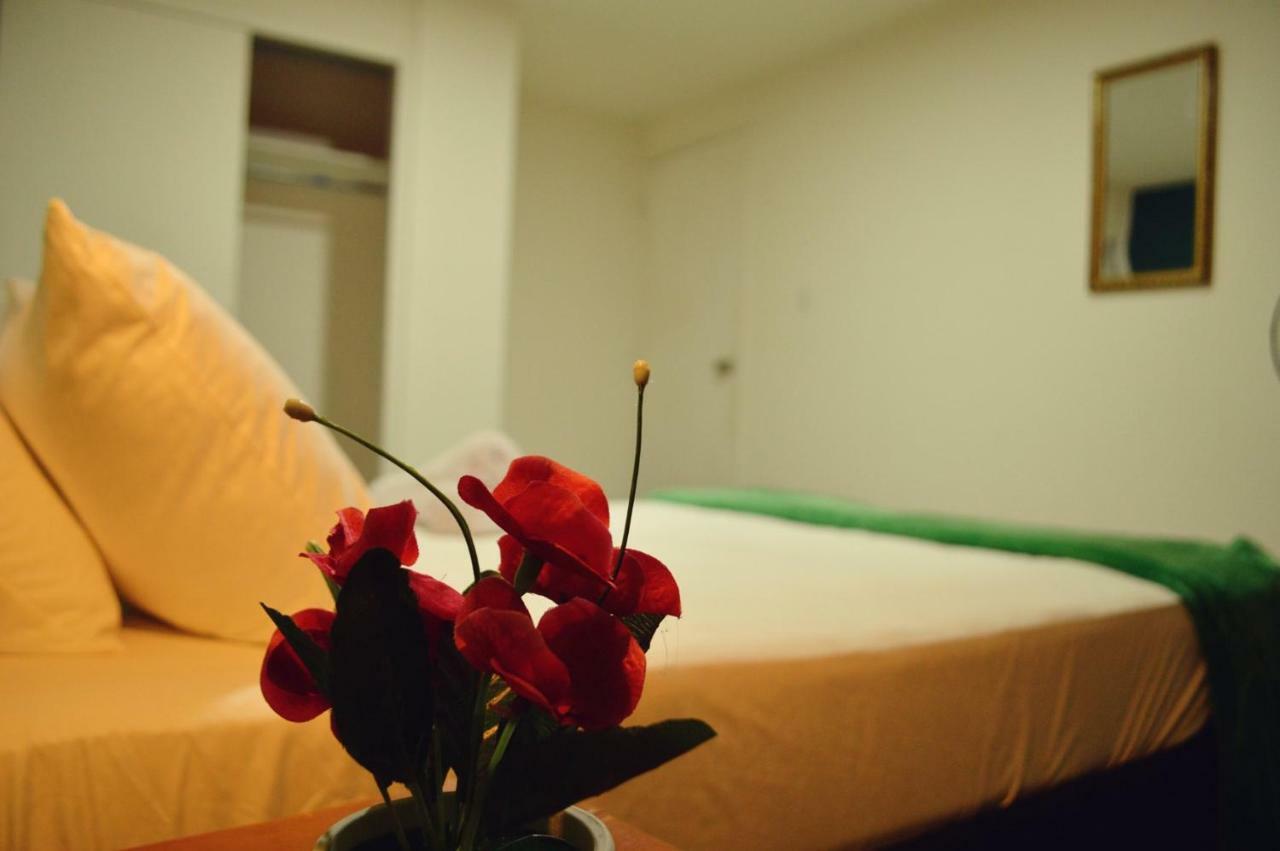 Pensión Africa House-casa Laureles-la70 Medellín