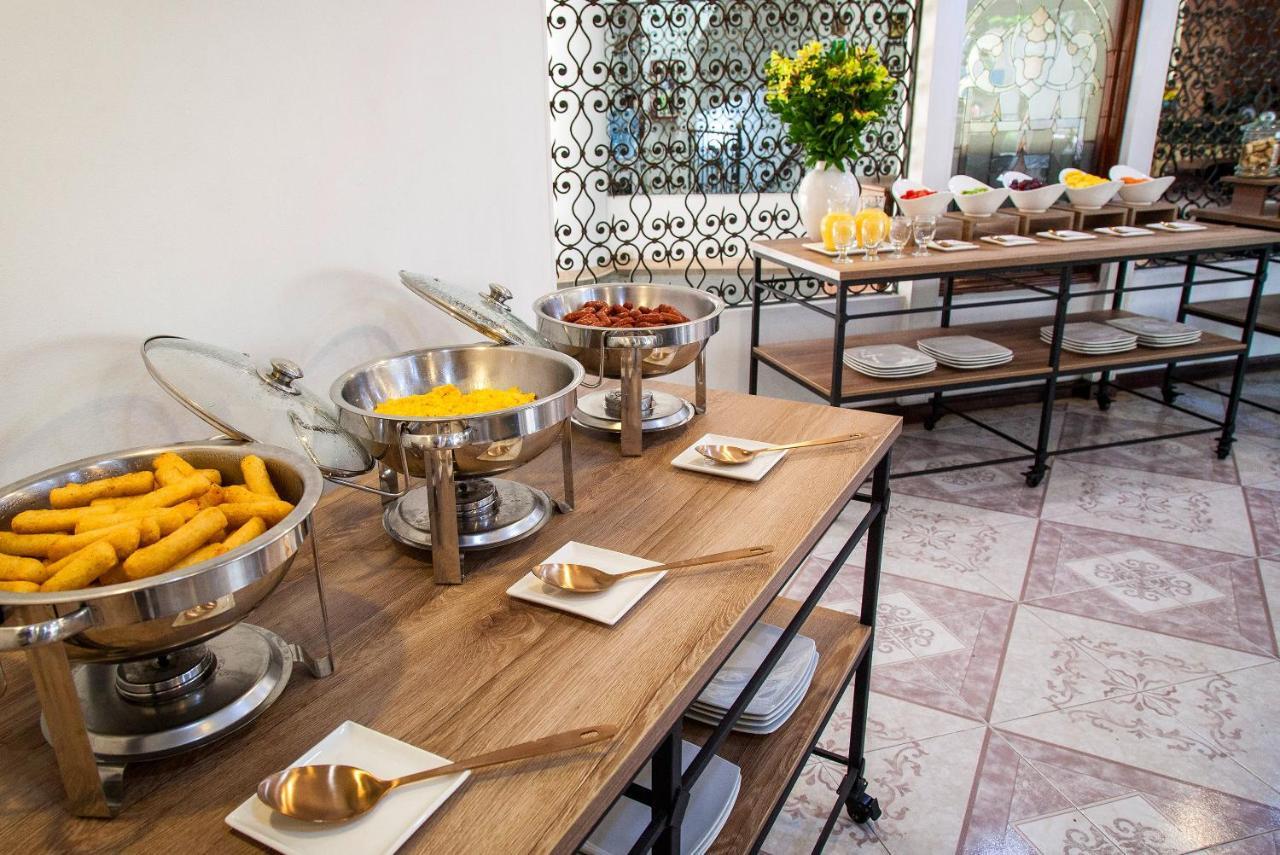 Casa Laureles Hotel
